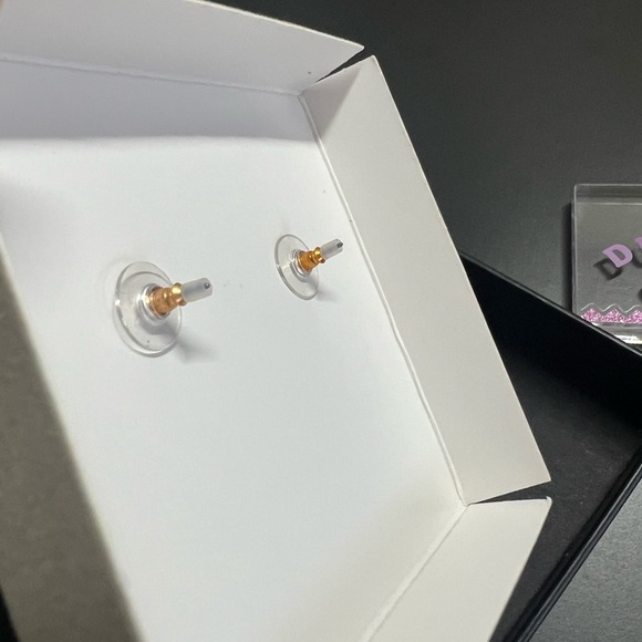 NEW BaubleBar x Disney Daisy Duck Bling Bling pink Ribbon Earrings - Picture 9 of 9